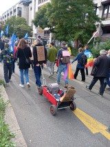 Demonstrantenfamilie, Stuttgart, 03.10.2025. Foto: Sergej Perelman